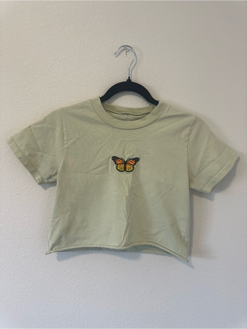 Brandy Melville John Galt Women’s Sage Green Butterfly Embroidered Cropped Tee